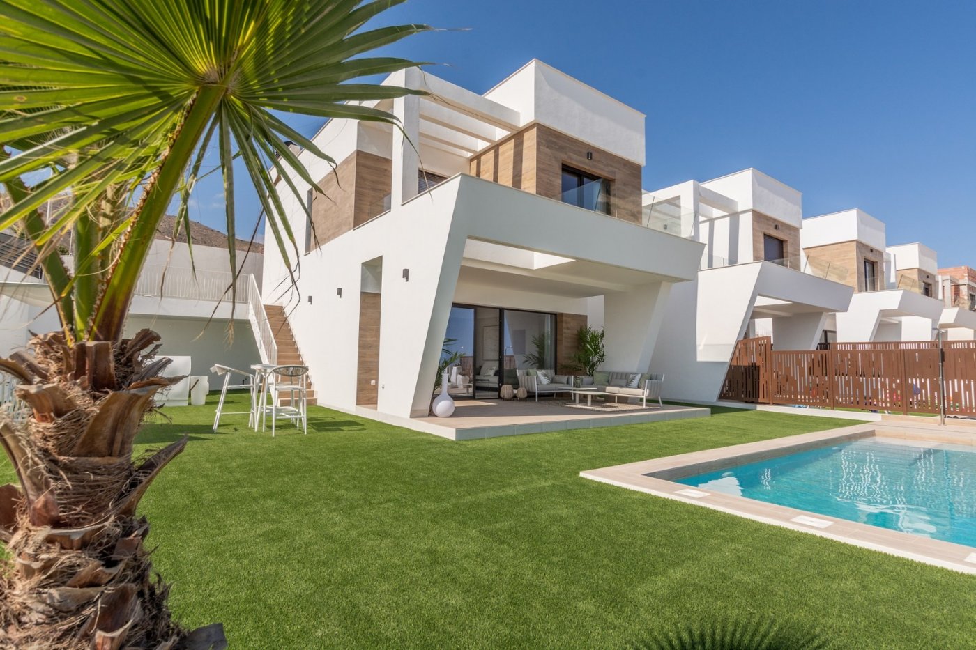 nieuwbouw-villas-met-prive-zwembad-en-gastenhuis-finestrat-01