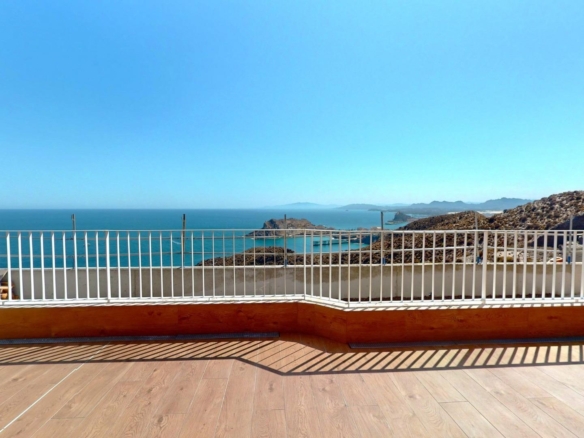 penthouse aguilas
