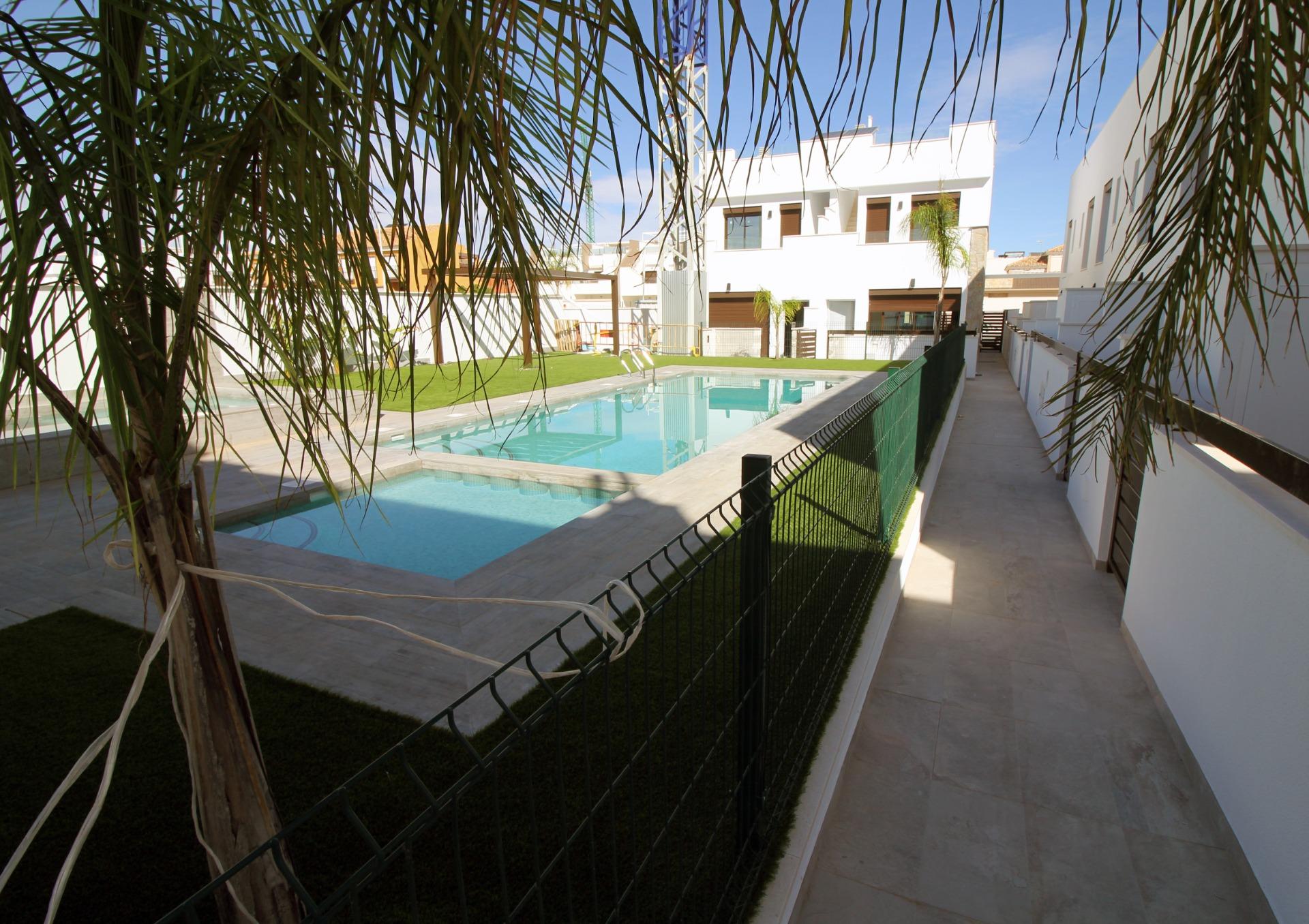 town-house-in-pilar-de-la-horadada-n8980-pilar-de-la-horadada-01 town house pilar de la horadada