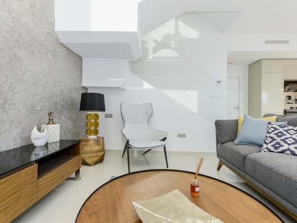 villa los montesinos