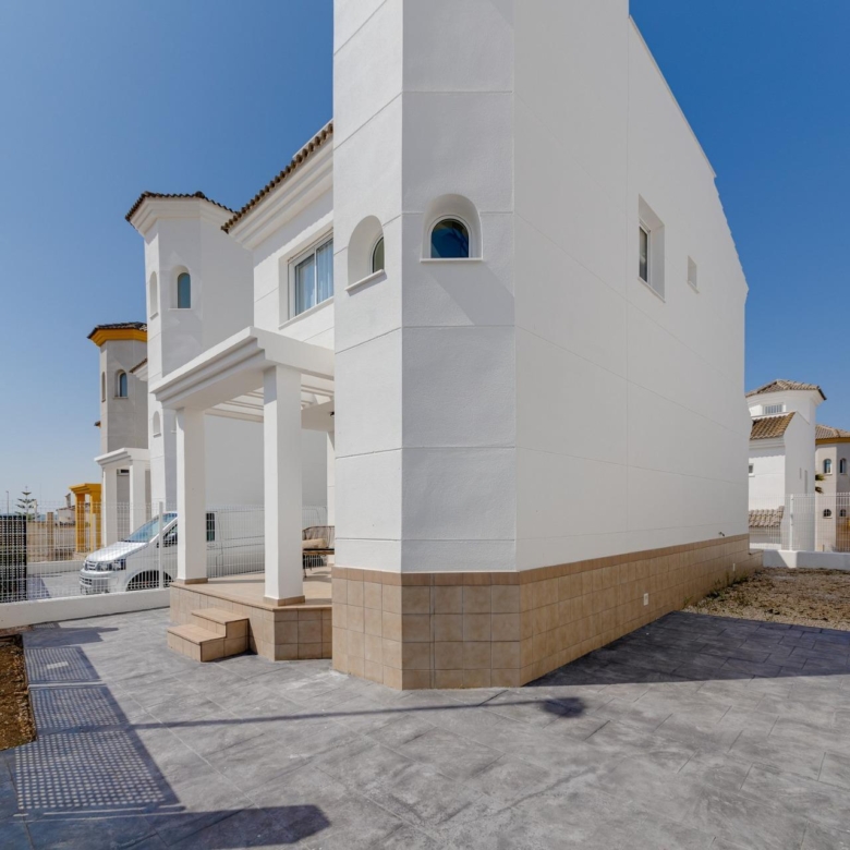 780