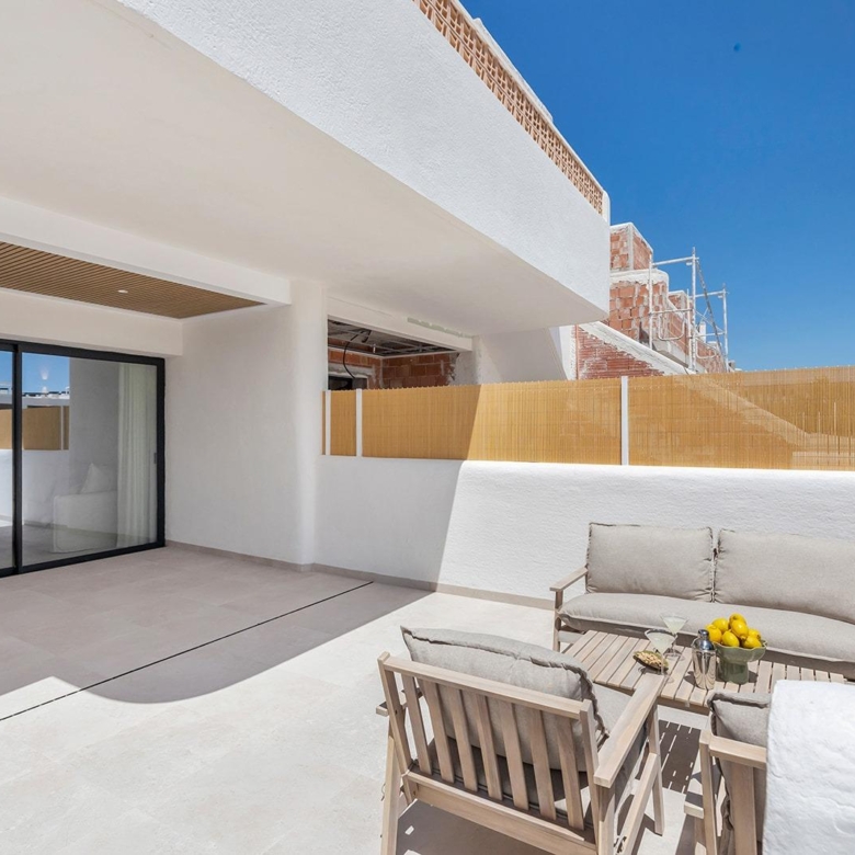 780